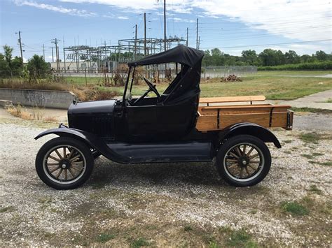 1925 Ford Model T Roadster Pickup | Auburn Fall 2018 | RM Sotheby's