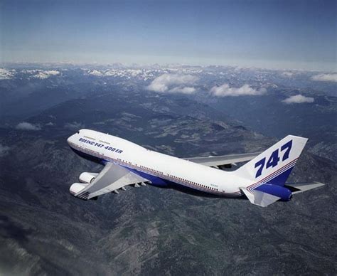 Boeing 747-400 airtickets | Viva.gr