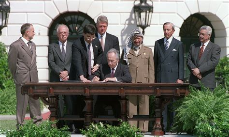 Israel-Palestine peace accord signed | September 13, 1993 | HISTORY