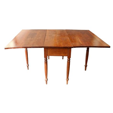 Antique Cherry Drop Leaf Gateleg Table | EBTH