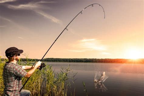 How To Fix A Fishing Rod Eye (Step By Step Guide) - FuncFish