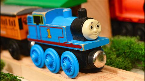 Thomas Wooden Railway Toy Train Classics! - YouTube