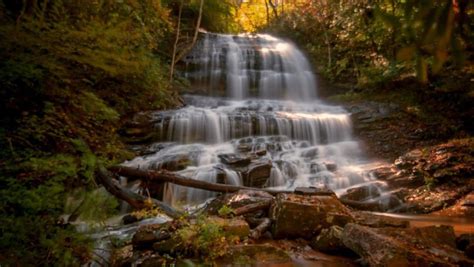 North Carolina Byways to See Fall Foliage | Scenic Drives | VisitNC.com