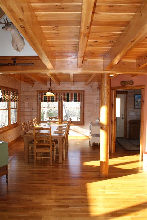 Custom Log Cabin Interior Accents - Quality Log Home Builders