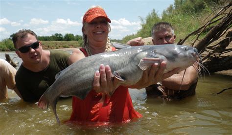 Power-Play Advice From ‘Hillbilly Handfishin’ ’ - The New York Times