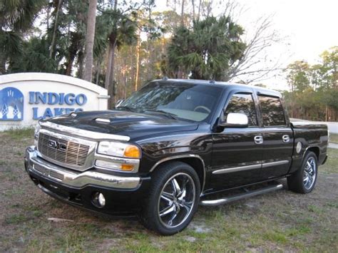 2005 GMC Sierra | GAA Classic Cars