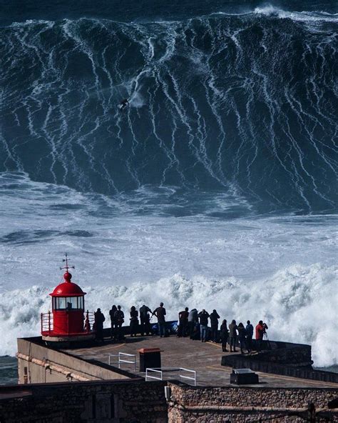 Nazare foam monster | Big wave surfing, Surfing waves, Surfing pictures