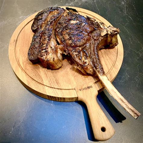 WFB Wagyu Tomahawk Steak "Ribeye am Knochen" | Wagyu Shop ...