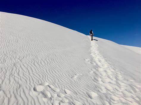 Hiking Alkali Flat Trail at White Sands National Park - Just a little tour