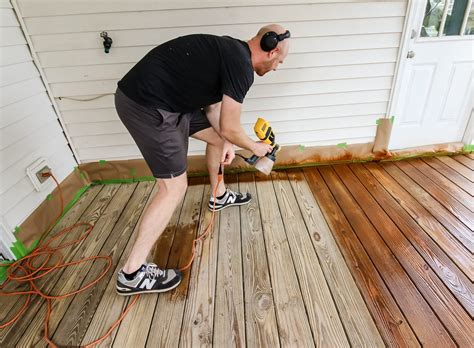 How to re-stain a deck with a sprayer