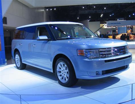 Ford Flex Photos and Specs. Photo: Ford Flex reviews and 22 perfect ...