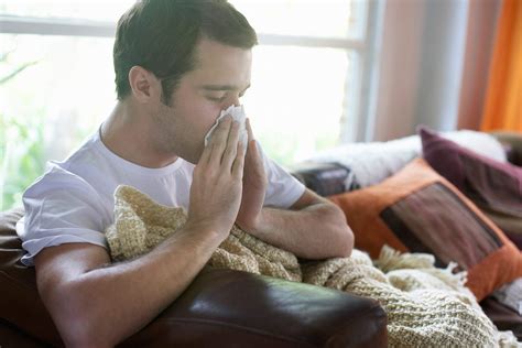 Persistent Cough: 10 Reasons for Chronic Cough | Reader's Digest