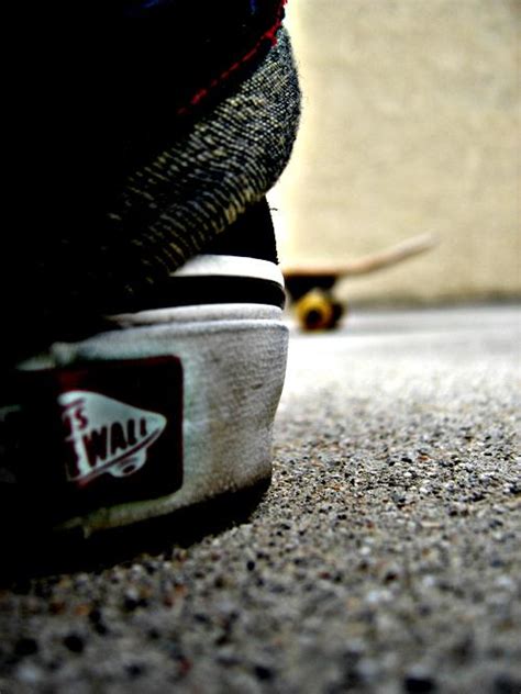 Vans skateboarding by khenglim89 on DeviantArt