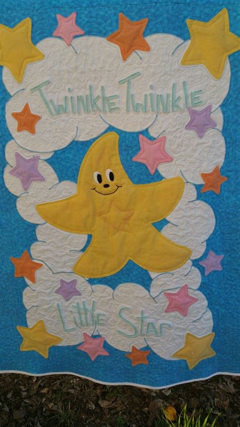 Twinkle star baby quilt | Baby quilts, Star quilt, Free motion quilting