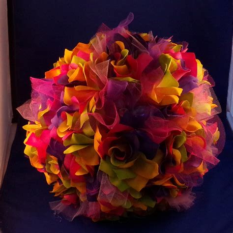 Bouquet-Rainbow Rose – A Garden of Dreams-Bouquets & Shadowboxes