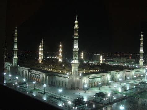 Masjid Nabawi Night time, Madina | Shab e barat, Islam, Mosque