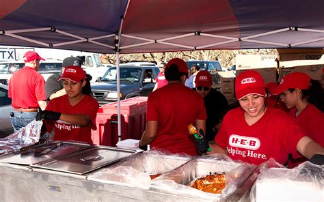 How H-E-B Took Care of its Communities During Harvey – Texas Monthly