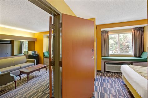 Microtel Inn & Suites by Wyndham Gatlinburg | Gatlinburg, TN Hotels