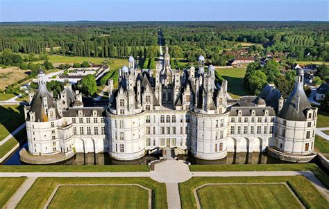 Chambord Castle is the largest in the château-speckled Loire Valley of ...