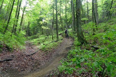 The Top 10 Cross Country MTB Trails in North America | Unofficial Networks