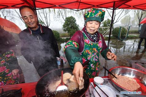 Various folk culture activities held to welcome Chinese lunar New Year in E China's Zhejiang ...