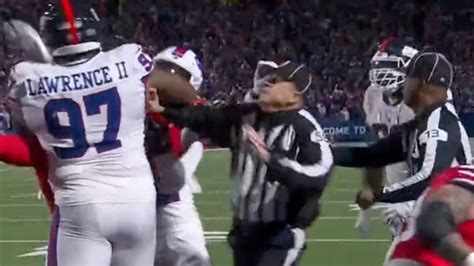 NFL fans say 'this is better than the game' as brawl breaks out between ...