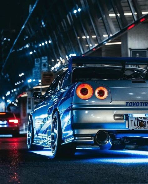 Nissan Skyline GT-R R34 at Night