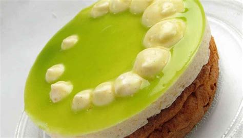 KIWI CAKE - Royal Breads