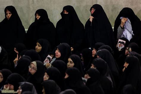 Mujer musulmana - 30 | Galería de Arte Islámico y Fotografía