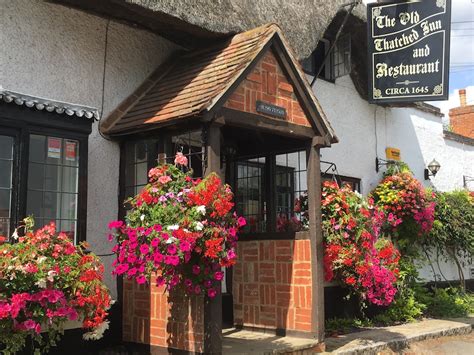 Muddy eats: The Old Thatched Inn, Adstock - Muddy Stilettos Bucks ...