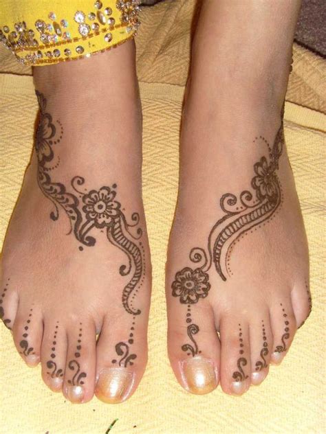 Stylish Arabic Mehndi Designs For Feet - Arabic Henna Designs For Feet - Mehndi Designs