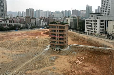 China's 'Nail Houses' Are Symbols of Homeowner Defiance of Development ...