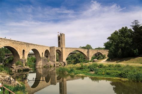 Besalú Bridge-2 | The old medieval bridge at the entrance to… | Flickr