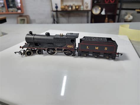 Hornby R450 locomotive and tender LMS 4-4-0 Class 2P re-boxed in good ...