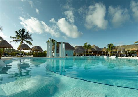 Grand Palladium Kantenah Resort & Spa in Riviera Maya, Mexico - All Inclusive - Book Now