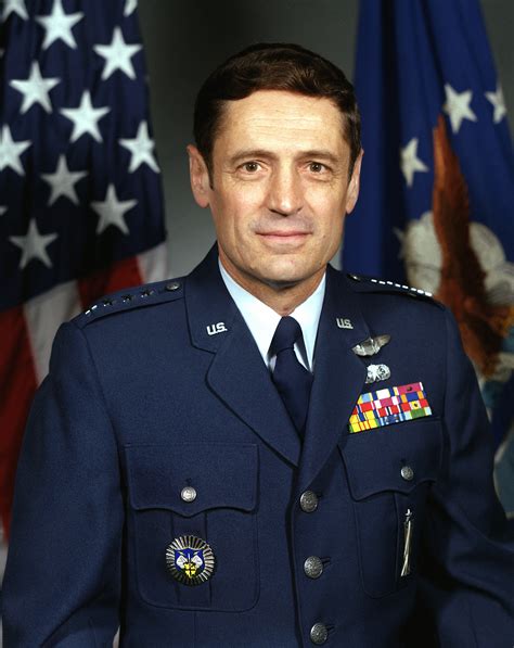 File:General Robert Herres, military portrait, 1984.JPEG - Wikimedia Commons