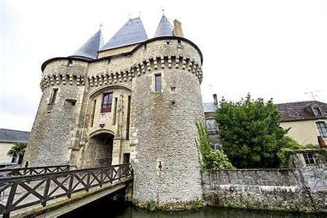 La Ferté-Bernard France travel and tourism, attractions and sightseeing ...