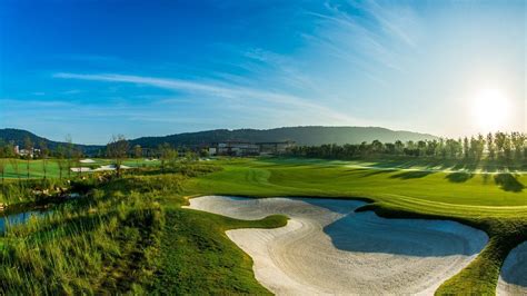 Algarve Golf | Guide to Golf Courses on the Algarve | Spanish Fiestas