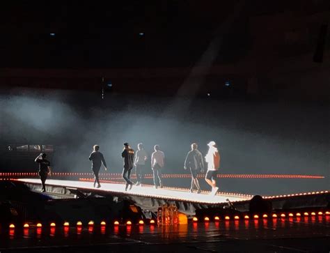 Shinhwa Brings Legendary 20th Anniversary Performance In Taipei