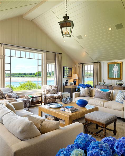 Maine Coastal Cottage - Home Bunch Interior Design Ideas