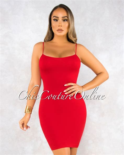 Dynamic Cherry Red Seamless Body-Con Dress in 2020 | Bodycon dress, Chic couture online, Bodycon