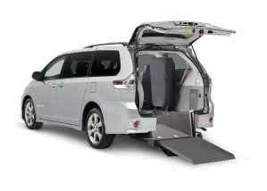 BraunAbility Rear-Entry Toyota Sienna Wheelchair Van