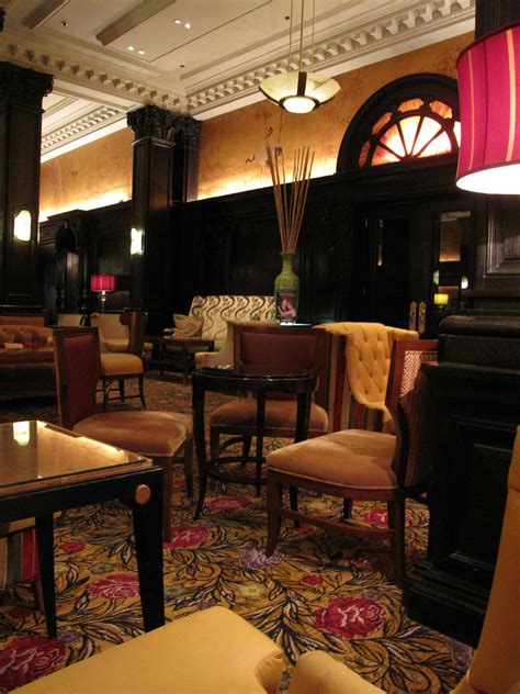 The Algonquin Hotel lobby, New York, NY - you can hang out all day ...