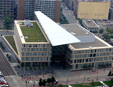 Minneapolis Central Library - Greenroofs.com