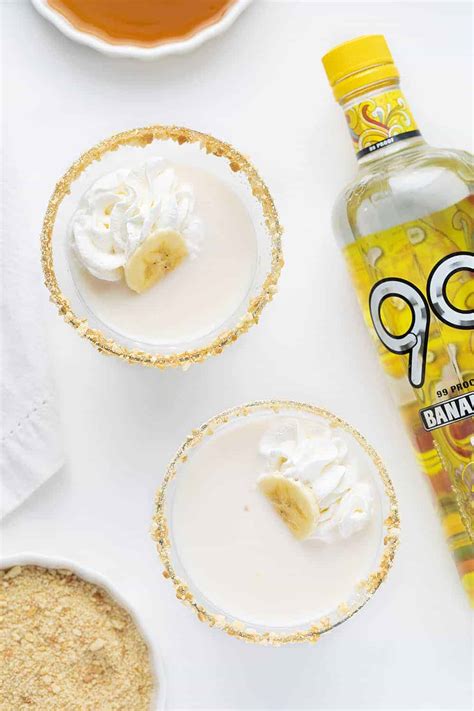 Banana Cream Pie Cocktail - i am baker