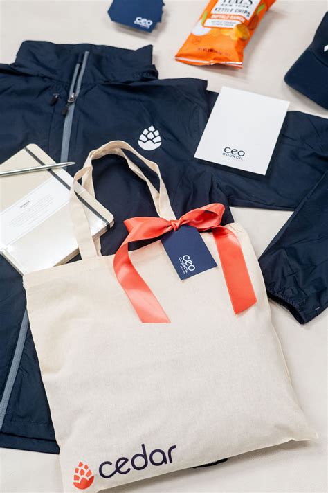 Our 10 Best Corporate Gift Bag Ideas | MARIGOLD & GREY