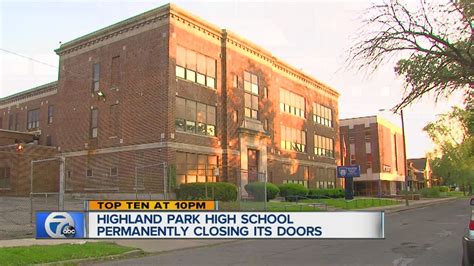 Highland Park high school closing it's doors - YouTube