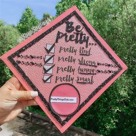 44 Best Graduation Cap Ideas We’re Obsessing Over - By Sophia Lee