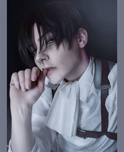 Levi Ackerman cosplay Levi Ackerman, Find Image, We Heart It, Cosplay, Manga, Memes, Salve ...