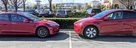 Tesla Model Y vs. Tesla Model 3 — Head-To-Head Photo Shows Their Size Comparison - CleanTechnica